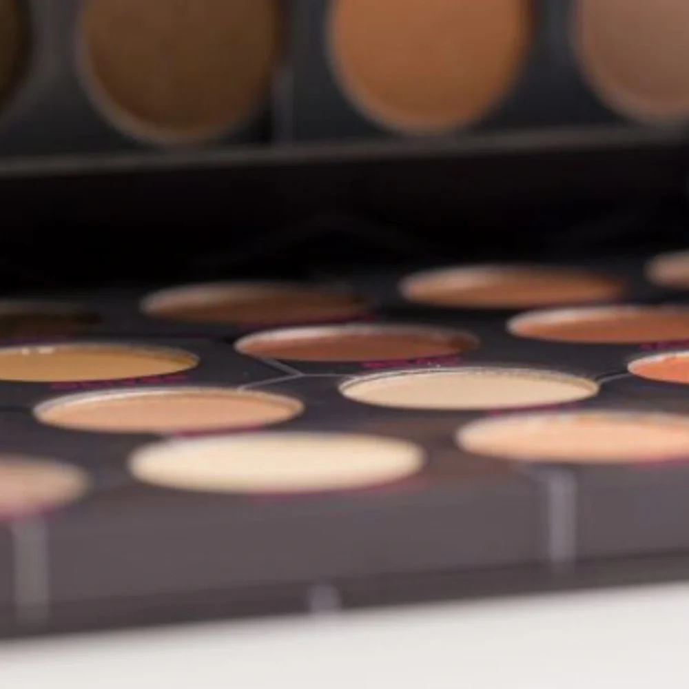 BeeBeauty London Barbarella Eyeshadow Pal…